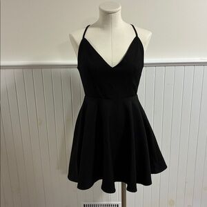 Elegant Black Sleeveless Dress